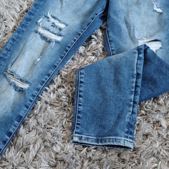 H&M Skinny Ultra High Waist Jeans - Picture 3 of 10